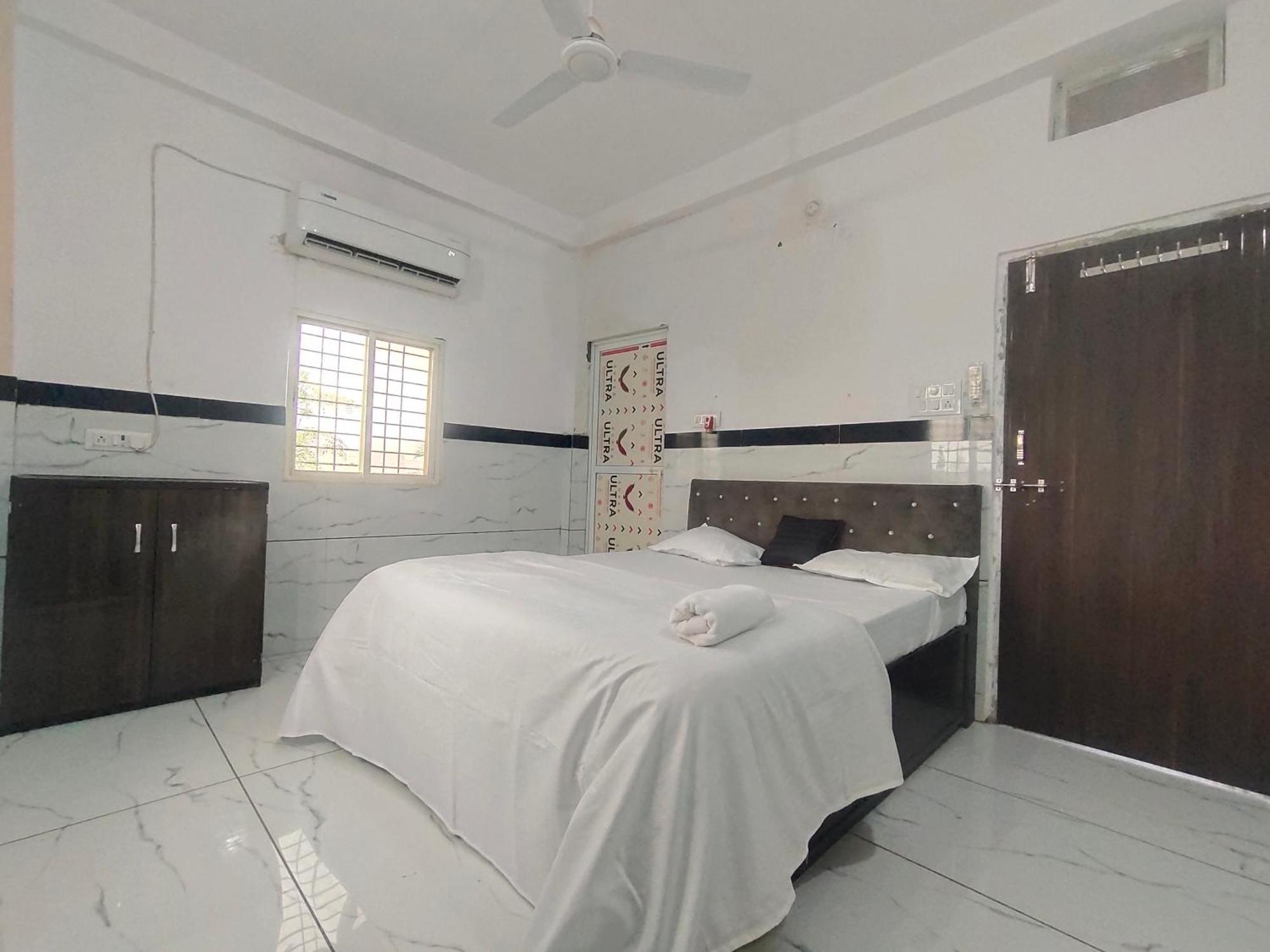 Govind Ashray Homestay Ujjain